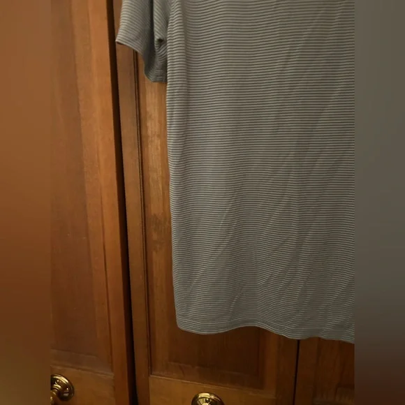 Free Fly Men’s Sz M Blue Striped Golf Short Sleeve Shirt Top - Picture 11 of 15